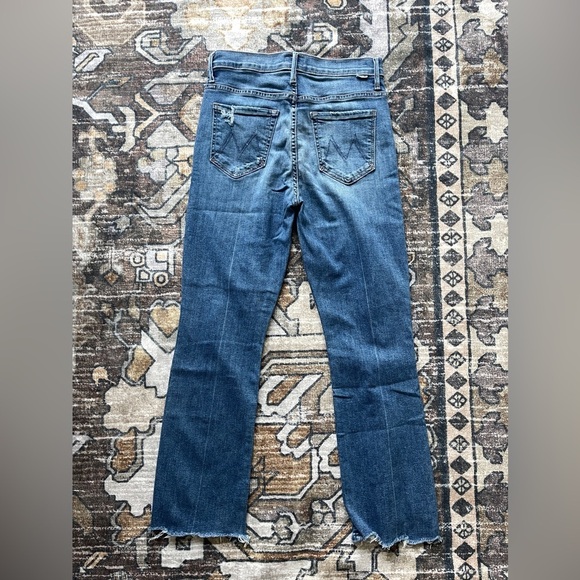 Mother Insider Crop Step Chew Dancing On Coals Jeans Distressed Denim Blue - Picture 6 of 7